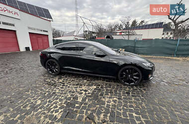 Лифтбек Tesla Model S 2014 в Киеве