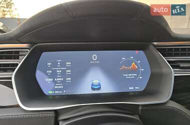 Лифтбек Tesla Model S 2016 в 
