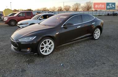 Tesla Model S 2015 Tesla Model S 2015