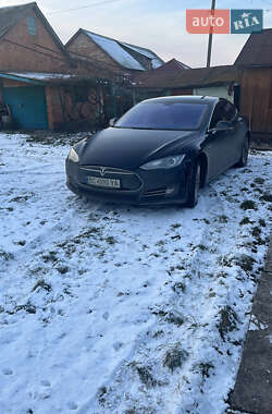 Tesla Model S 2014