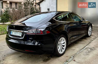 Ліфтбек Tesla Model S 2018 в Львові