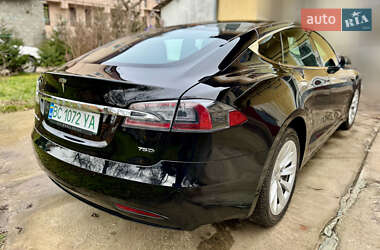 Ліфтбек Tesla Model S 2018 в Львові