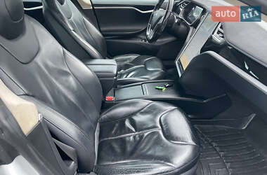 Лифтбек Tesla Model S 2015 в 