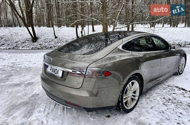 Ліфтбек Tesla Model S 2016 в Хмельницькому