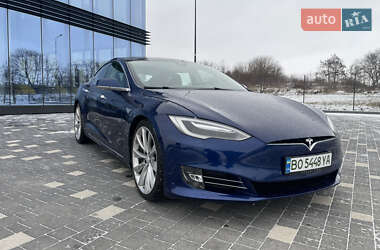 Tesla Model S 2016