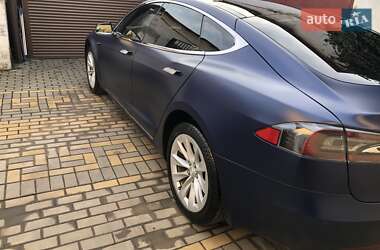 Лифтбек Tesla Model S 2018 в 
