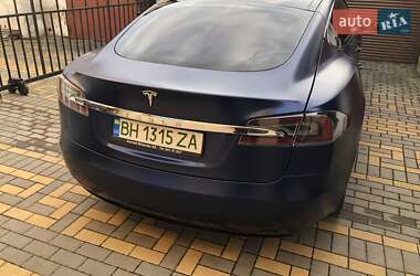 Лифтбек Tesla Model S 2018 в 