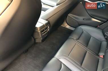 Лифтбек Tesla Model S 2018 в 