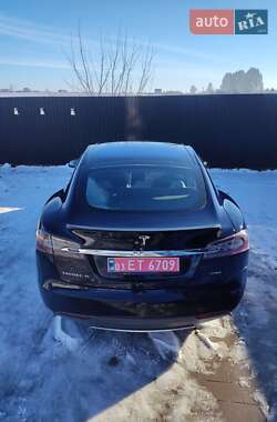 Лифтбек Tesla Model S 2015 в Тернополе