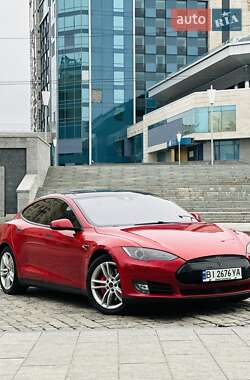 Ліфтбек Tesla Model S 2015 в Харкові