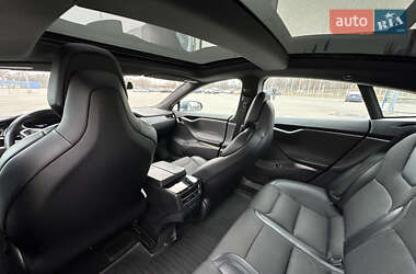 Лифтбек Tesla Model S 2018 в 