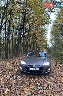 Tesla Model S 2015 Tesla Model S 2015
