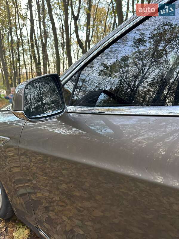 Ліфтбек Tesla Model S 2015 в Тернополі