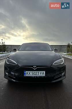 Ліфтбек Tesla Model S 2018 в Харкові