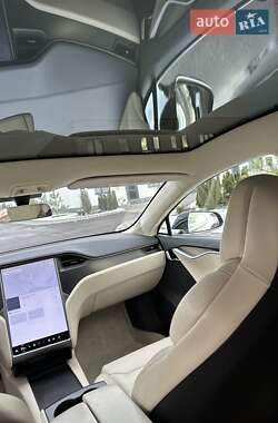 Лифтбек Tesla Model S 2018 в 