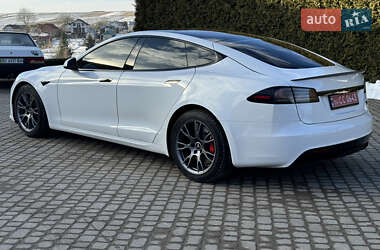 Лифтбек Tesla Model S 2023 в Львове