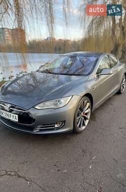 Tesla Model S 2013