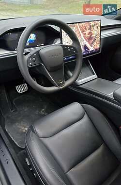 Лифтбек Tesla Model S 2022 в 