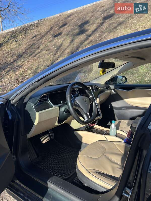 Ліфтбек Tesla Model S 2012 в Житомирі