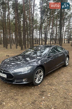 Tesla Model S 2015 Tesla Model S 2015