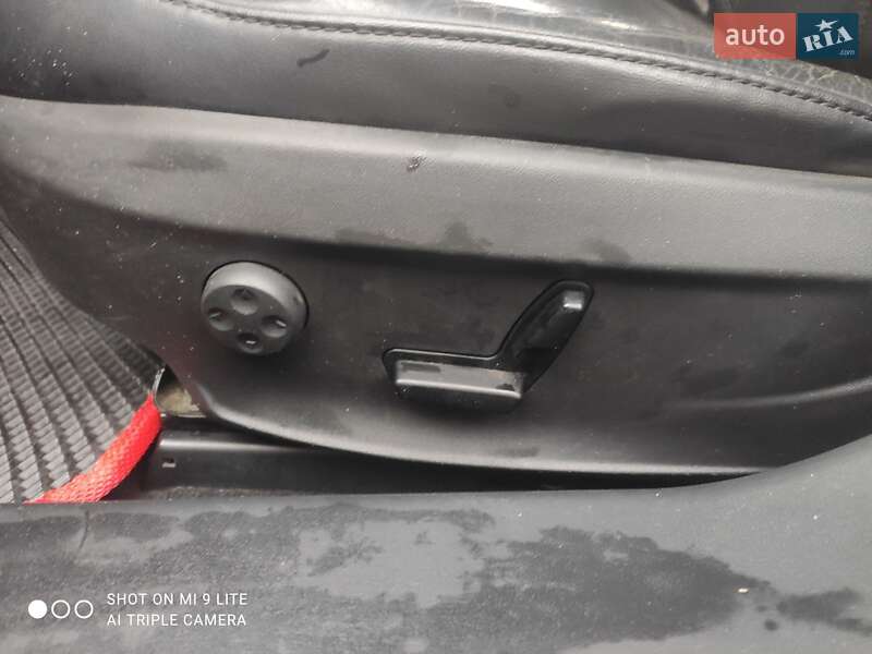 Ліфтбек Tesla Model S 2014 в Києві