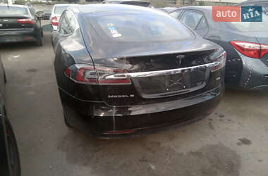 Ліфтбек Tesla Model S 2017 в 
