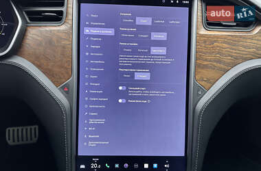 Лифтбек Tesla Model S 2019 в 