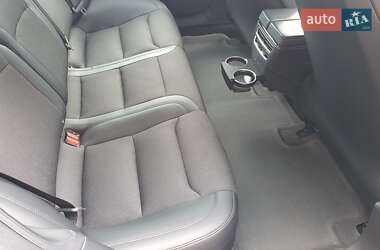 Лифтбек Tesla Model S 2017 в 