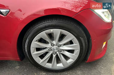 Лифтбек Tesla Model S 2018 в 