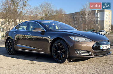Tesla Model S 2013 Tesla Model S 2013