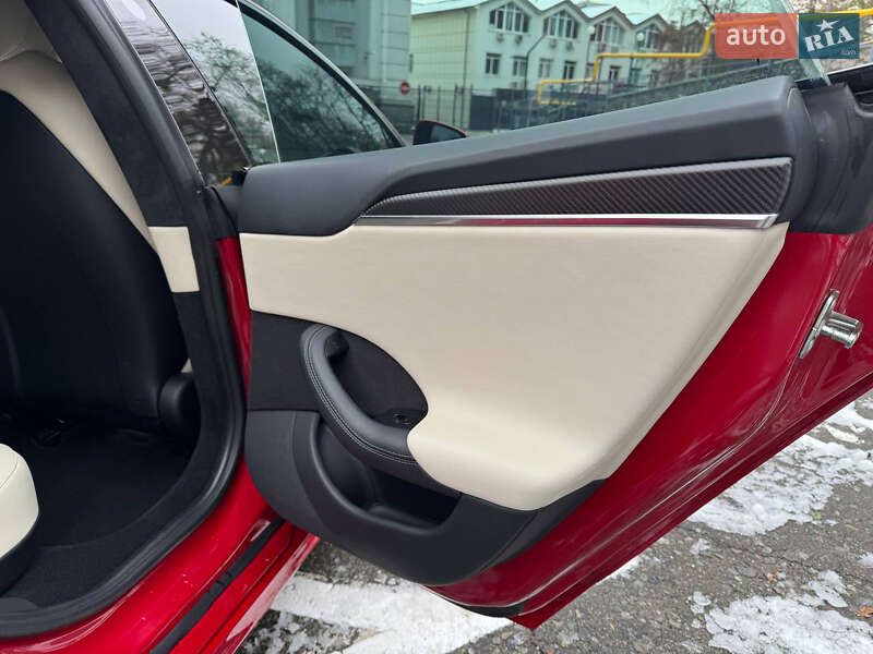 Ліфтбек Tesla Model S 2022 в Києві фото 15 Ліфтбек Tesla Model S 2022 в Києві