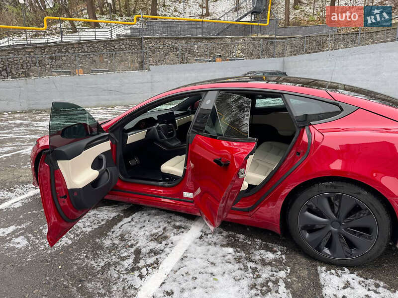 Ліфтбек Tesla Model S 2022 в Києві фото 17 Ліфтбек Tesla Model S 2022 в Києві