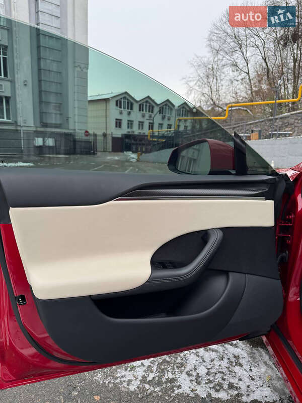 Ліфтбек Tesla Model S 2022 в Києві фото 25 Ліфтбек Tesla Model S 2022 в Києві
