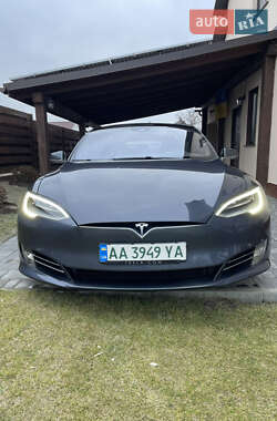 Tesla Model S 2016