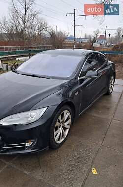 Ліфтбек Tesla Model S 2014 в Києві