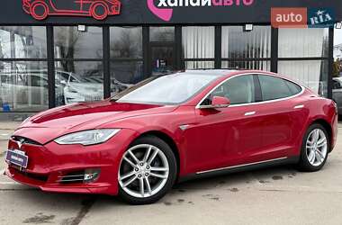 Ліфтбек Tesla Model S 2015 в Києві