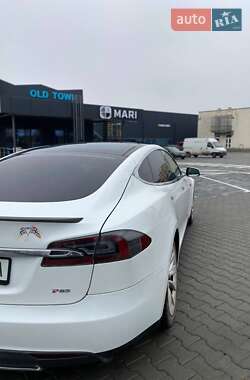 Ліфтбек Tesla Model S 2012 в Вінниці