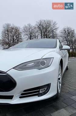 Ліфтбек Tesla Model S 2012 в Вінниці