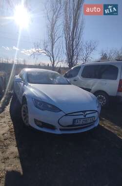 Ліфтбек Tesla Model S 2013 в Івано-Франківську