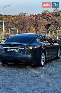 Лифтбек Tesla Model S 2018 в 
