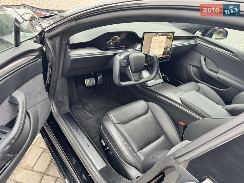 Лифтбек Tesla Model S 2021 в Днепре