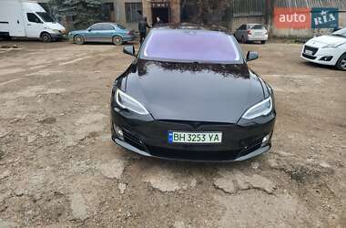 Лифтбек Tesla Model S 2016 в Одессе