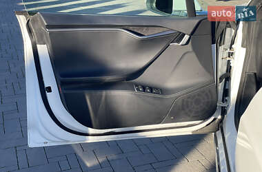 Ліфтбек Tesla Model S 2019 в 