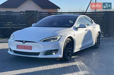 Ліфтбек Tesla Model S 2019 в Ковелі