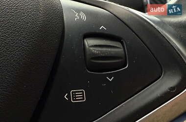 Лифтбек Tesla Model S 2016 в 