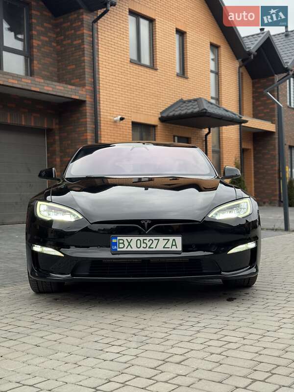 Лифтбек Tesla Model S 2022 в Виннице