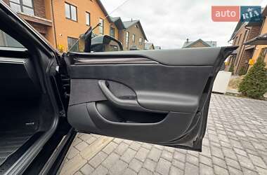Лифтбек Tesla Model S 2022 в 