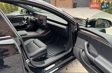 Лифтбек Tesla Model S 2022 в 