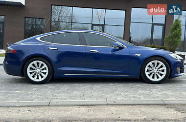 Лифтбек Tesla Model S 2016 в 