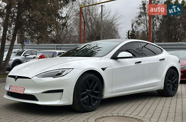 Tesla Model S 2021